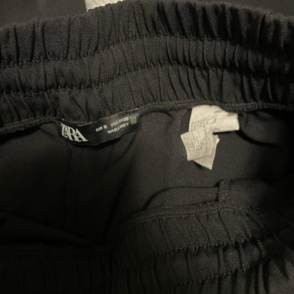 Joggers - Picture 3 of 6